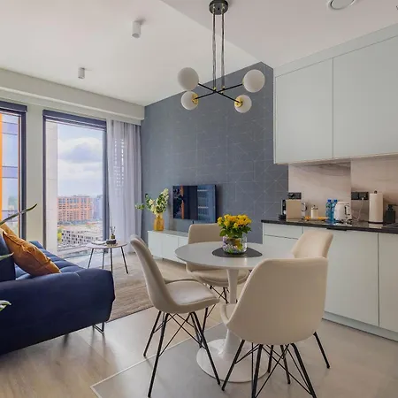 شقة Towarowa Tower Apartment, Free Parking