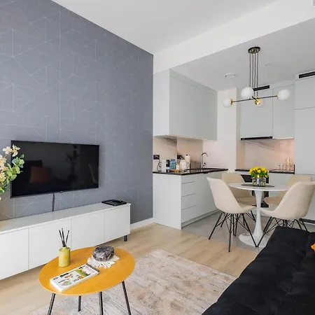 شقة Towarowa Tower Apartment, Free Parking