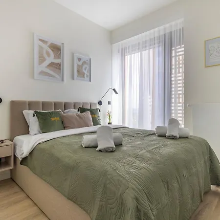 Towarowa Tower Apartment, Free Parking شقة *