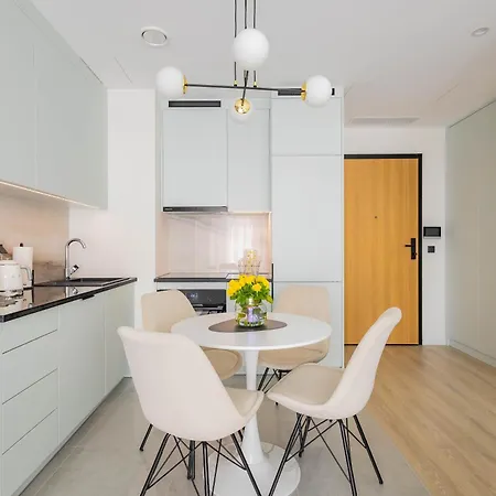 Towarowa Tower Apartment, Free Parking *