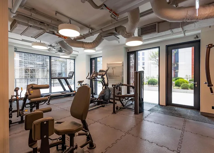 Towarowa Tower Apartment, Free Parking * Warsaw