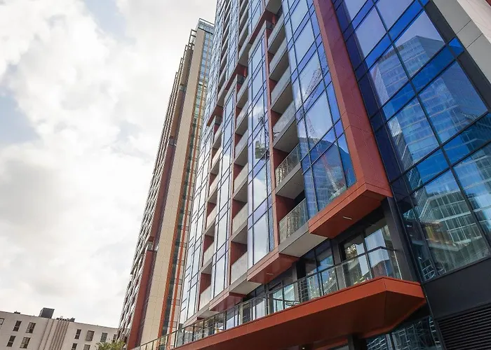 Towarowa Tower Apartment, Free Parking Warsaw