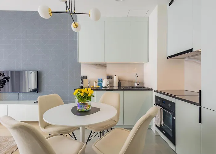 Apartment Towarowa Tower Apartment, Free Parking Warsaw