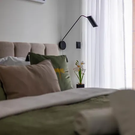 Towarowa Tower Apartment, Free Parking Warsaw