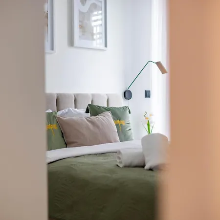 Διαμέρισμα Towarowa Tower Apartments, Free Parking *